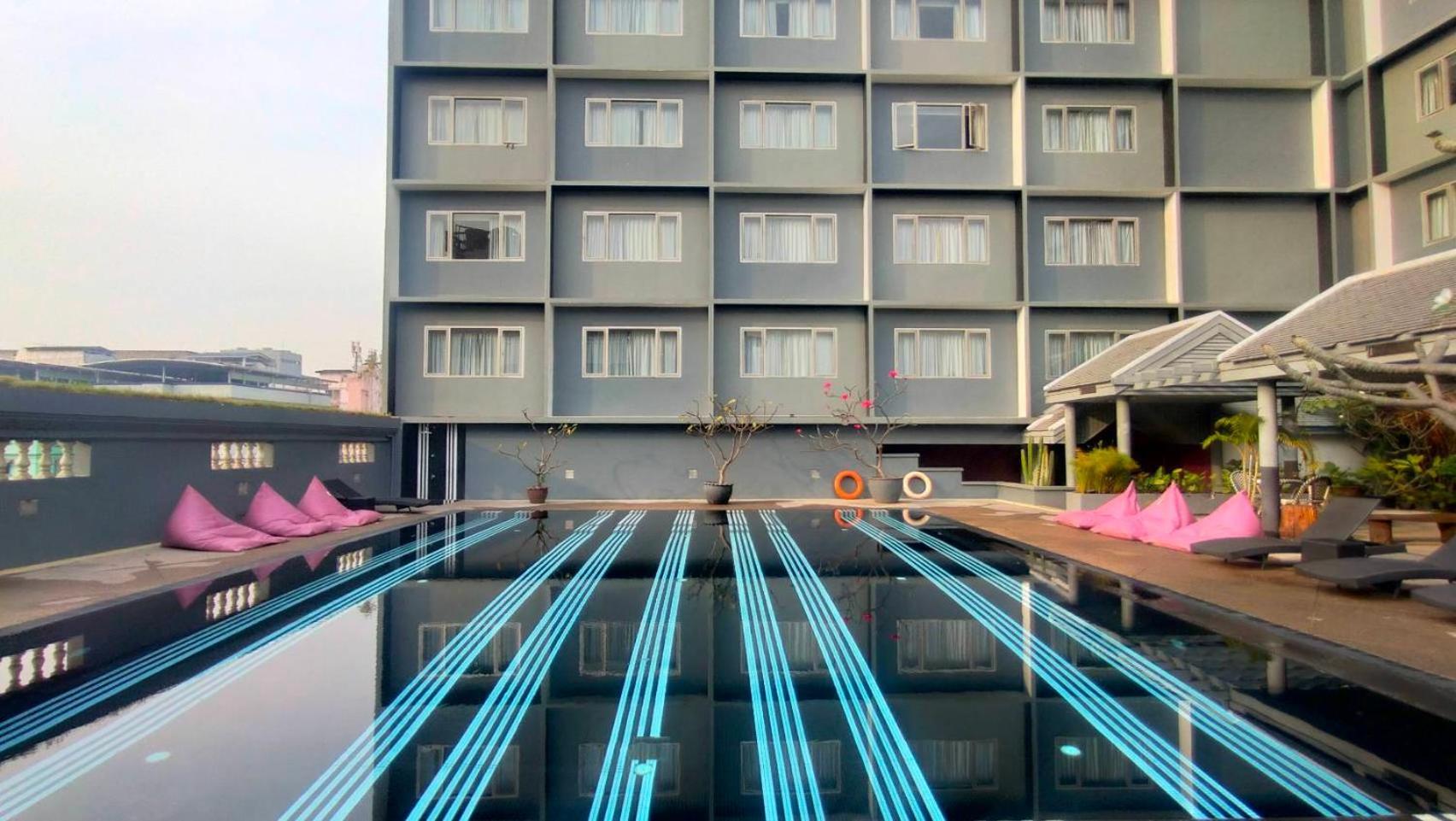 Witz Bangkok Ramkhamhaeng Banguecoque Exterior foto