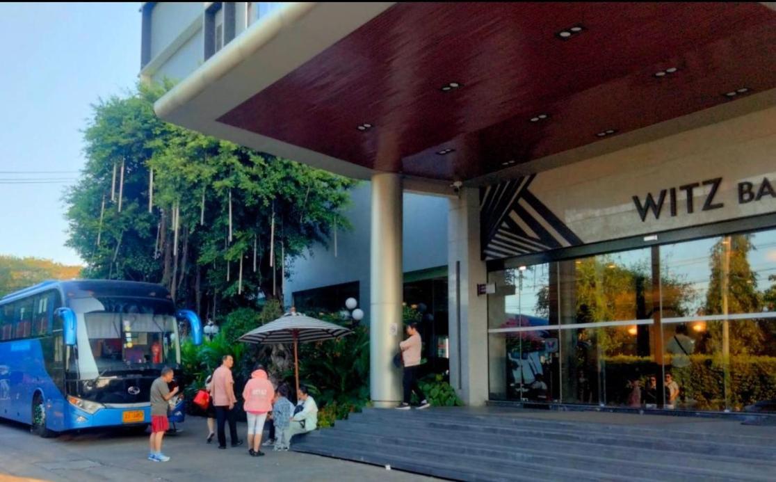 Witz Bangkok Ramkhamhaeng Banguecoque Exterior foto