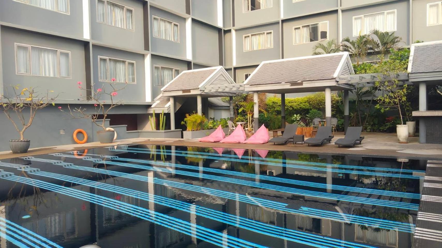 Witz Bangkok Ramkhamhaeng Banguecoque Exterior foto